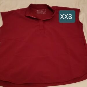 Used figs Rafaela  scrub Top, XSS Dark Magenta